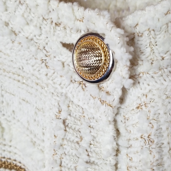 Sweater - Picture 2 of 5